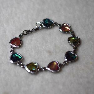 NWOT Stunning Multi Color Abalone/Shell Hearts Silver Tone Link 6.5" Bracelet